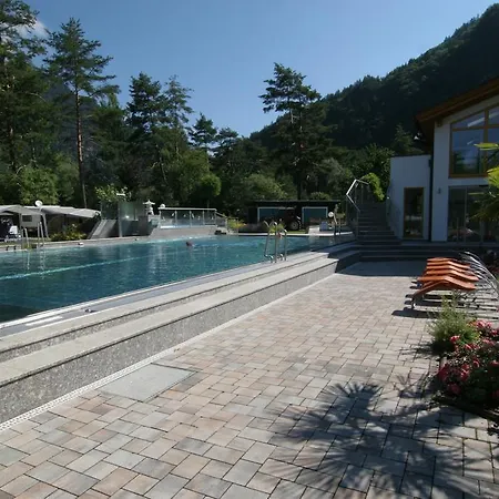 Schwimmbad Camping Mossler Döbriach