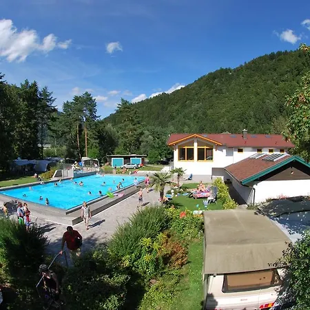 Schwimmbad Camping Mossler *