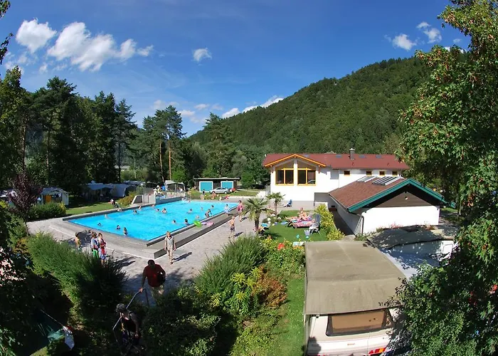 Schwimmbad Camping Mossler *